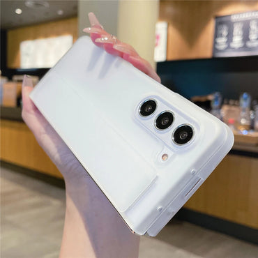 Fold-Friendly Wristlet Case