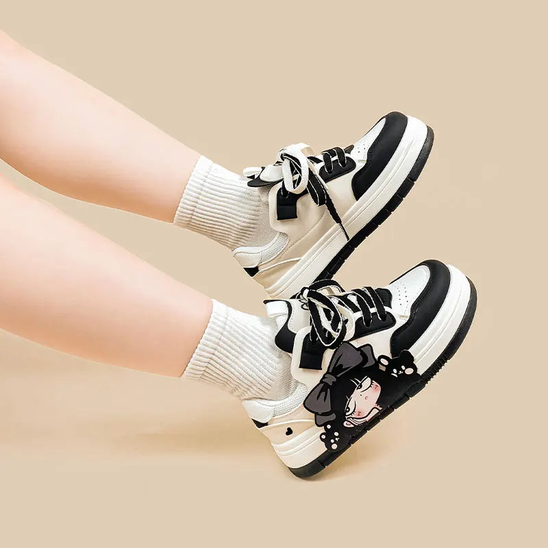 Midnight Moods –   Sneakers