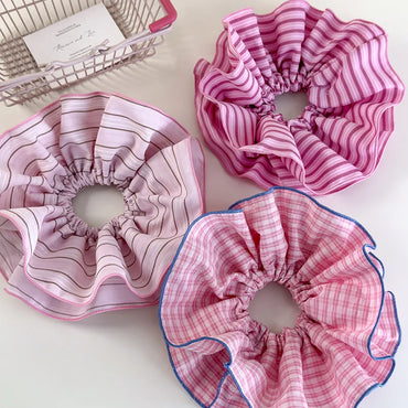 Candy Swirl – Ruffle Stripe Scrunchie