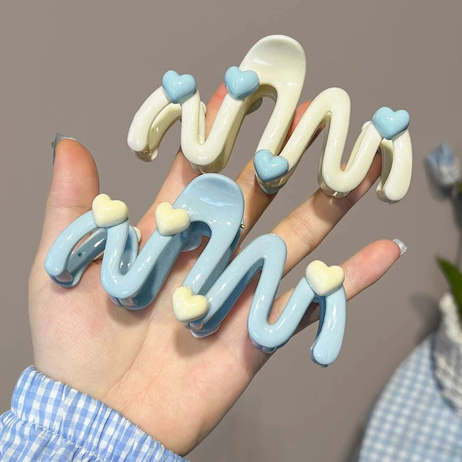 Candy Wave – Pastel Heart Hair Claw
